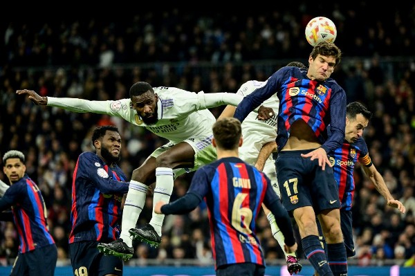 CBA球员单场最高得分刷新