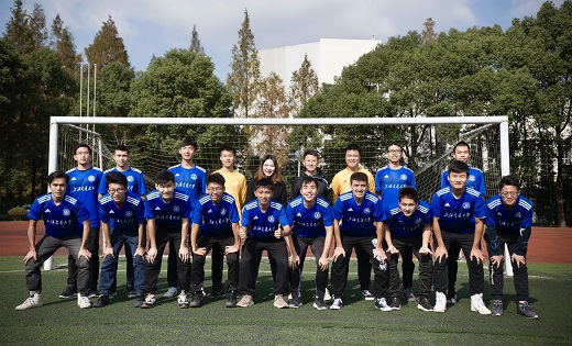 浓眉谈只得2分：我会为今天的表现承担责任，但不会纠结于此